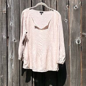 Talbots tan linen v-neck top size medium